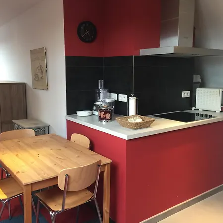 Apartment Discreet And Quiet Near Brussels *
