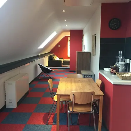 Discreet And Quiet Near Brussels *